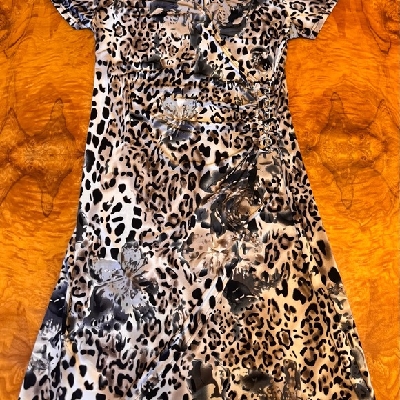 Studio West Apparel Stylish Leopard Print Dress - Picture 1 of 10